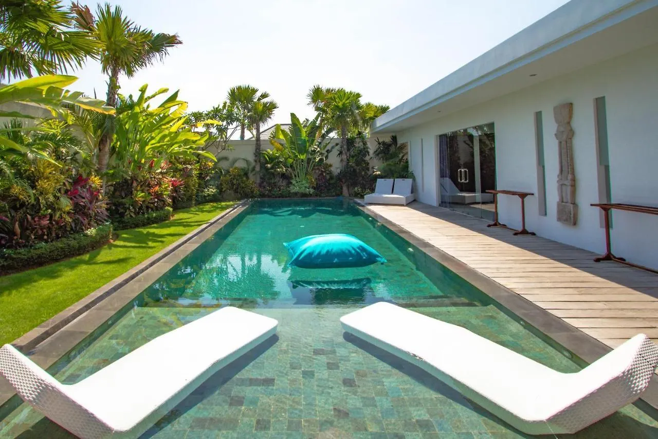 Villa Juna - Beautiful 3 Bedroom In Seminyak 0*, סמיניאק אינדונזיה