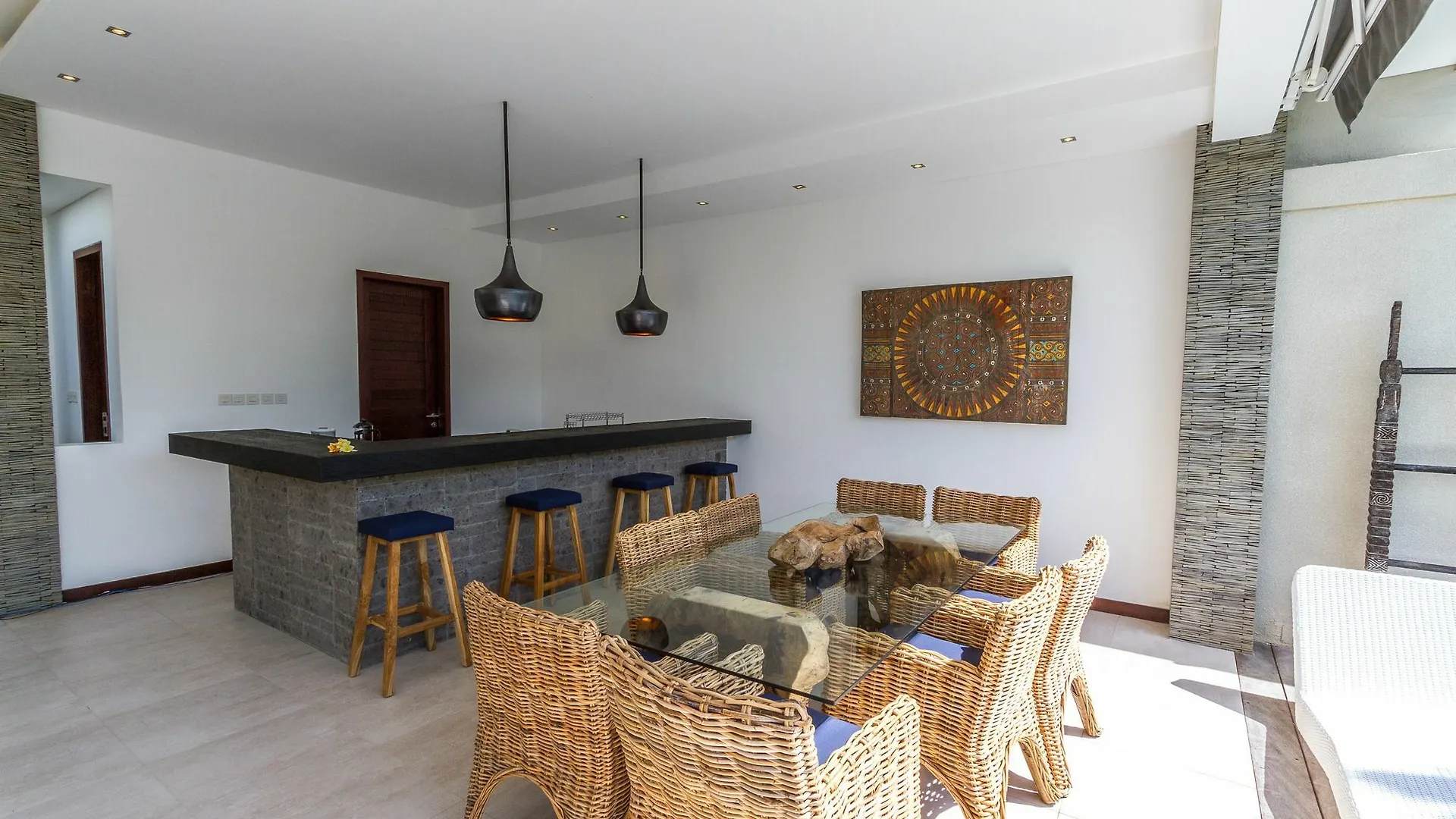 Villa Juna - Beautiful 3 Bedroom In Seminyak