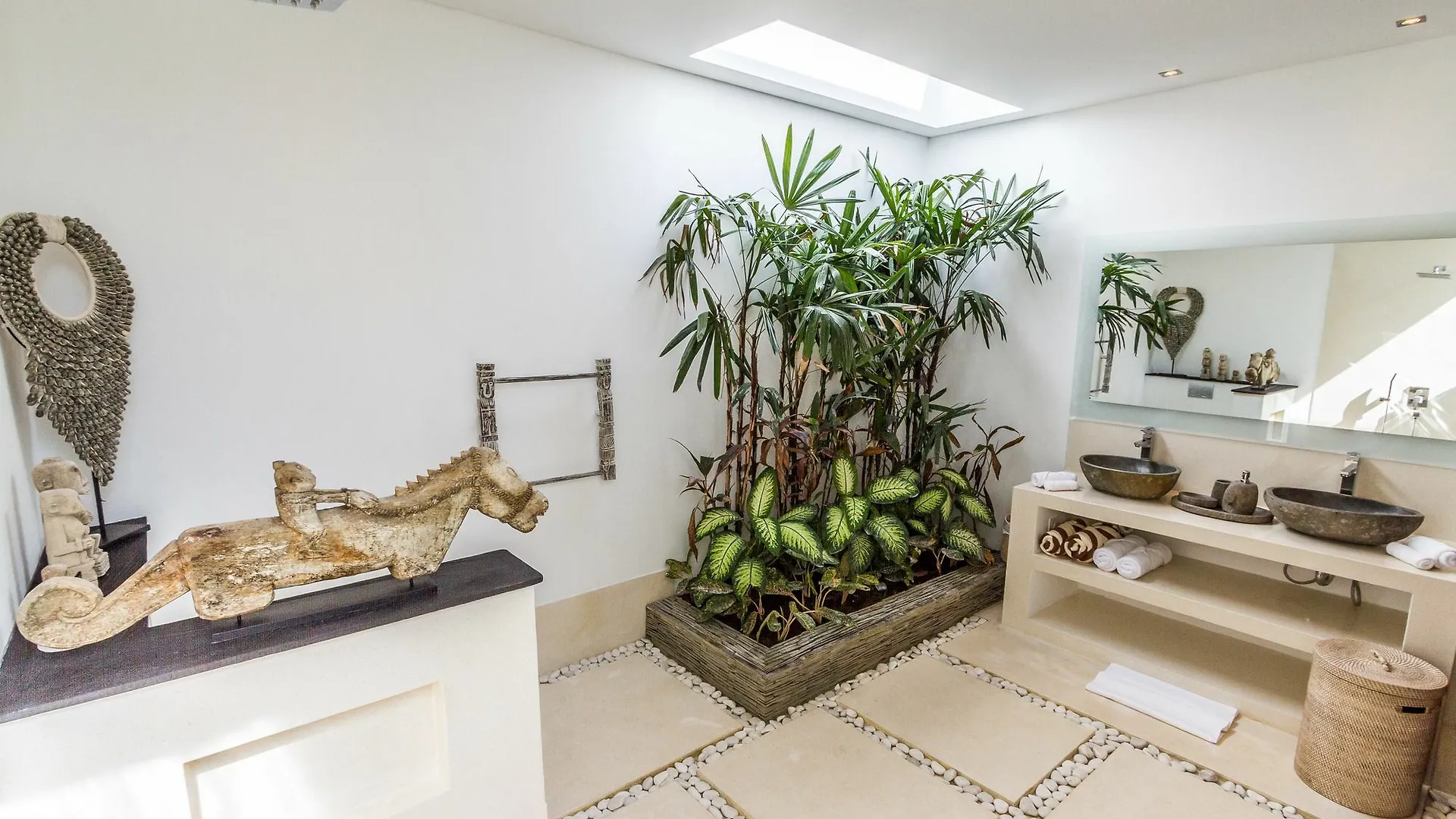 Villa Juna - Beautiful 3 Bedroom In Seminyak  סמיניאק