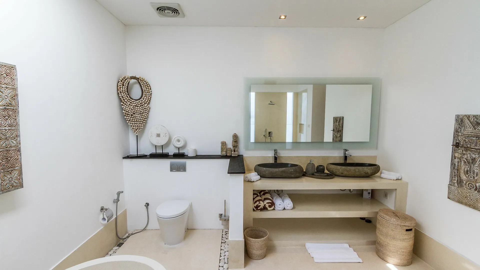 Villa Juna - Beautiful 3 Bedroom In Seminyak