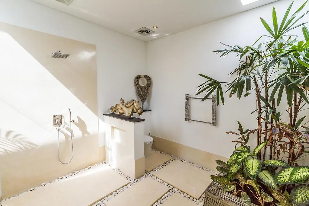 Villa Juna - Beautiful 3 Bedroom In Seminyak Seminyak (Bali)