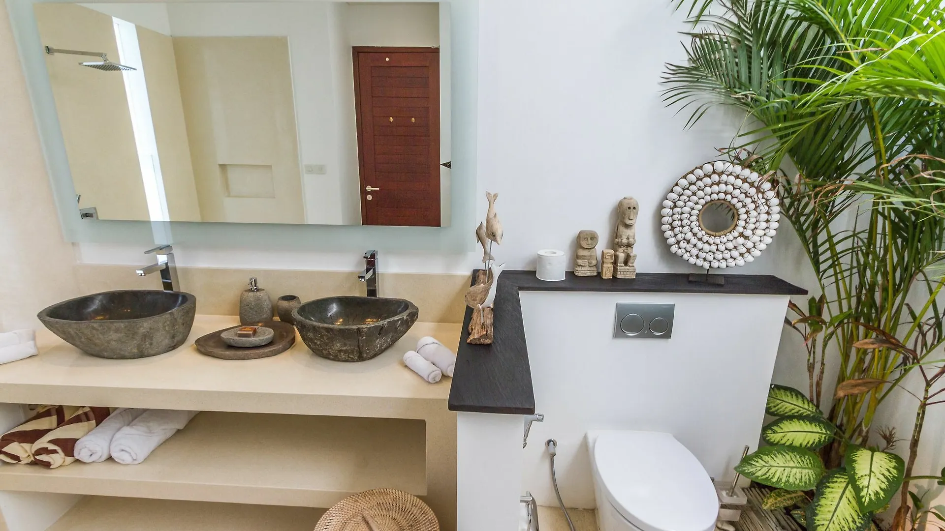 Villa Juna - Beautiful 3 Bedroom In Seminyak