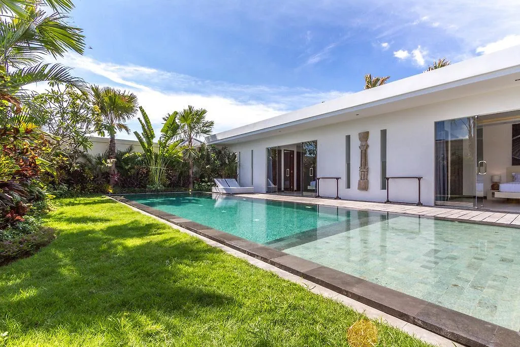 Villa Juna - Beautiful 3 Bedroom In Seminyak Indonesia