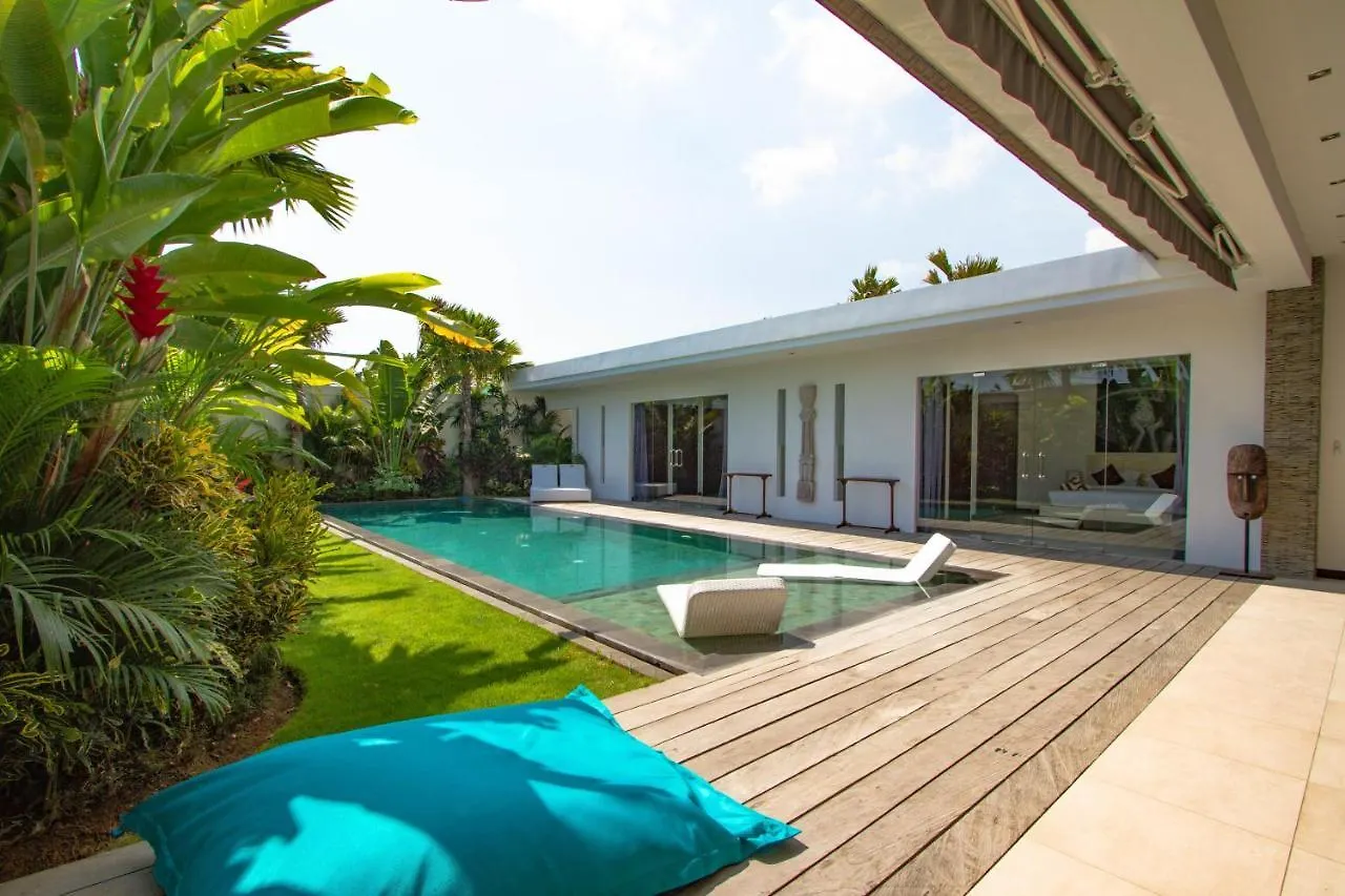 Villa Juna - Beautiful 3 Bedroom In Seminyak  Seminyak (Bali)