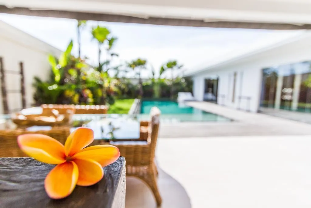 Villa Juna - Beautiful 3 Bedroom In Seminyak 0*, Seminyak (Bali)